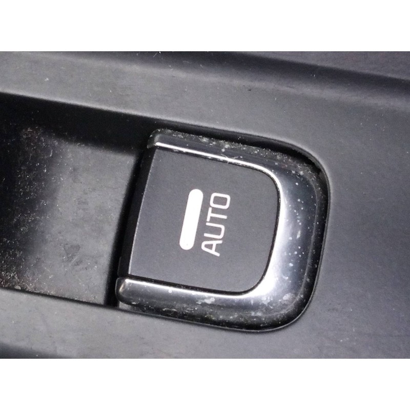 Recambio de mando elevalunas trasero derecho para kia carens ( ) drive referencia OEM IAM   