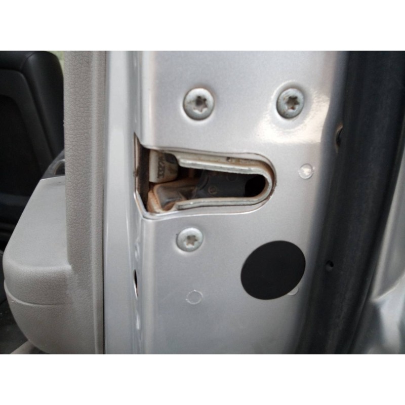 Recambio de cerradura puerta trasera derecha para jeep cherokee limited exclusive referencia OEM IAM   