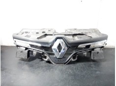 Recambio de rejilla delantera para renault clio iv societé referencia OEM IAM 622561433R  