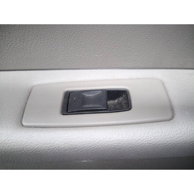 Recambio de mando elevalunas trasero izquierdo para jeep gr. cherokee (wh) 3.0 crd limited referencia OEM IAM   