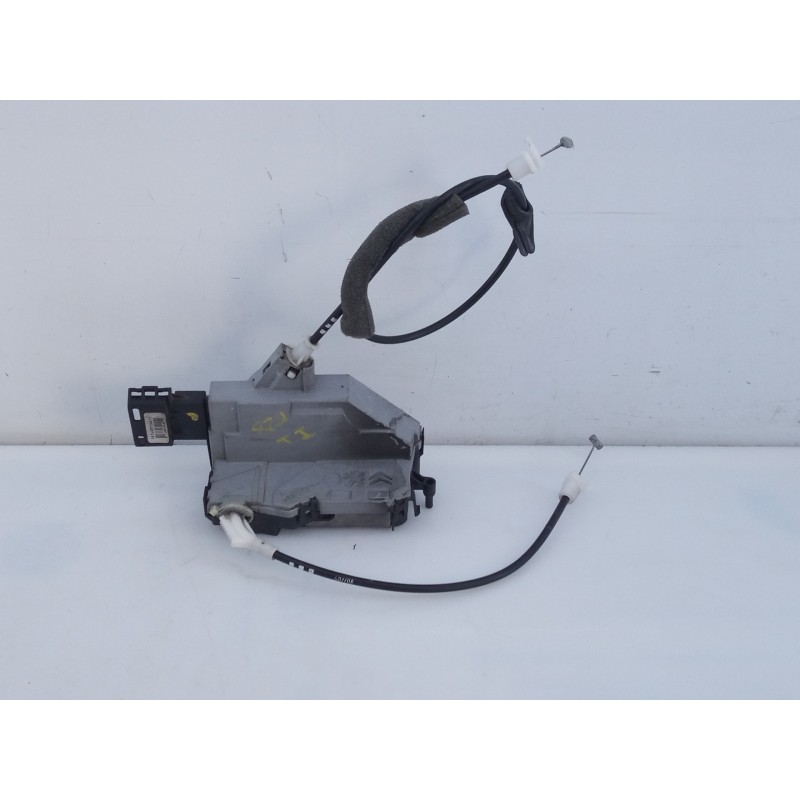 Recambio de cerradura puerta trasera izquierda para peugeot 308 sw urban referencia OEM IAM 9800617380 567165 