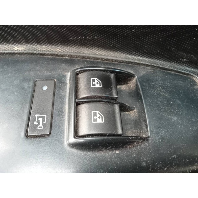 Recambio de mando elevalunas delantero izquierdo para opel combo d 1.6 16v cdti referencia OEM IAM   