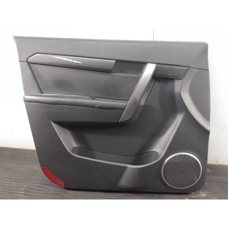 Recambio de guarnecido puerta delantera izquierda para chevrolet captiva 2.0 vcdi lt referencia OEM IAM 96476467 P96478453 