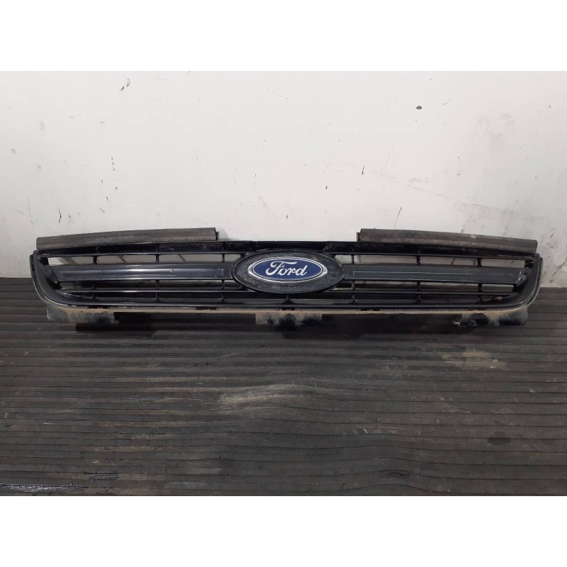 Recambio de rejilla delantera para ford s-max (ca1) titanium referencia OEM IAM AM21R8200A  