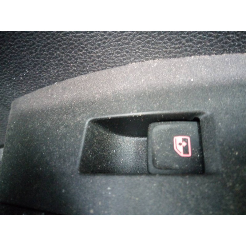 Recambio de mando elevalunas trasero derecho para seat ibiza (kj1) style referencia OEM IAM   