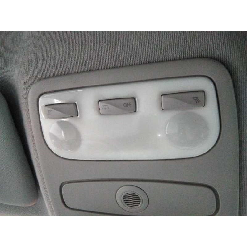 Recambio de luz interior para renault captur dynamique referencia OEM IAM   