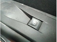 Recambio de mando elevalunas delantero derecho para renault captur dynamique referencia OEM IAM   