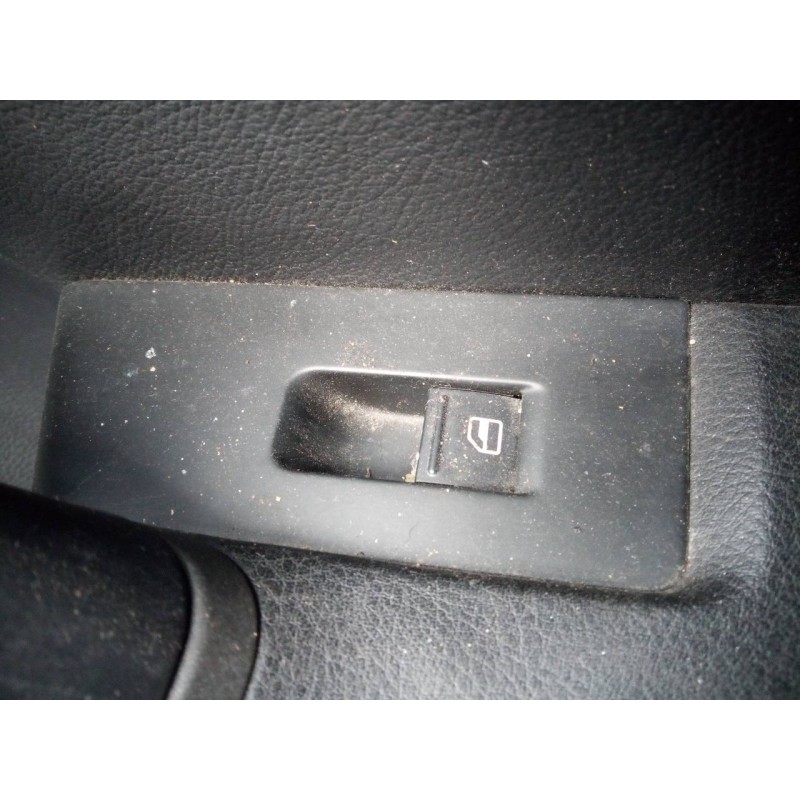 Recambio de mando elevalunas trasero derecho para volkswagen passat lim. (362) advance bluemotion referencia OEM IAM   