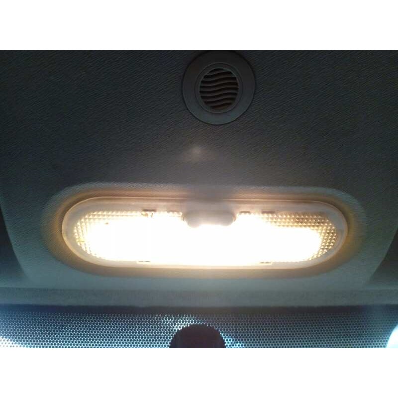 Recambio de luz interior para renault kangoo expression referencia OEM IAM   