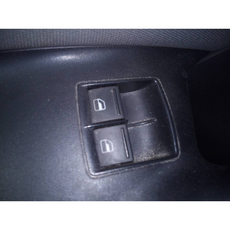 Recambio de mando elevalunas delantero izquierdo para seat ibiza st (6j8) style referencia OEM IAM   