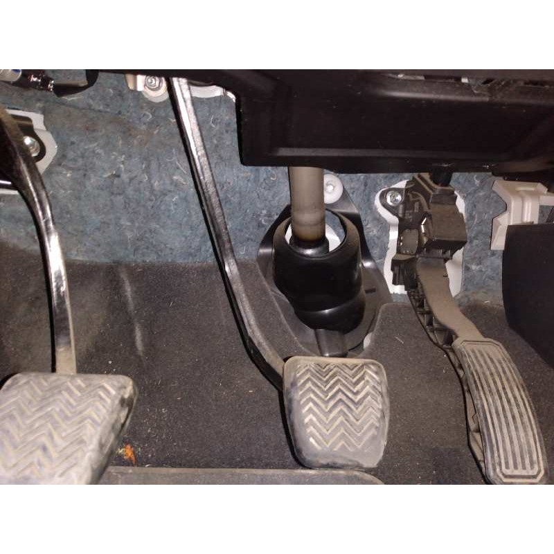 Recambio de pedal freno para toyota auris luna referencia OEM IAM   