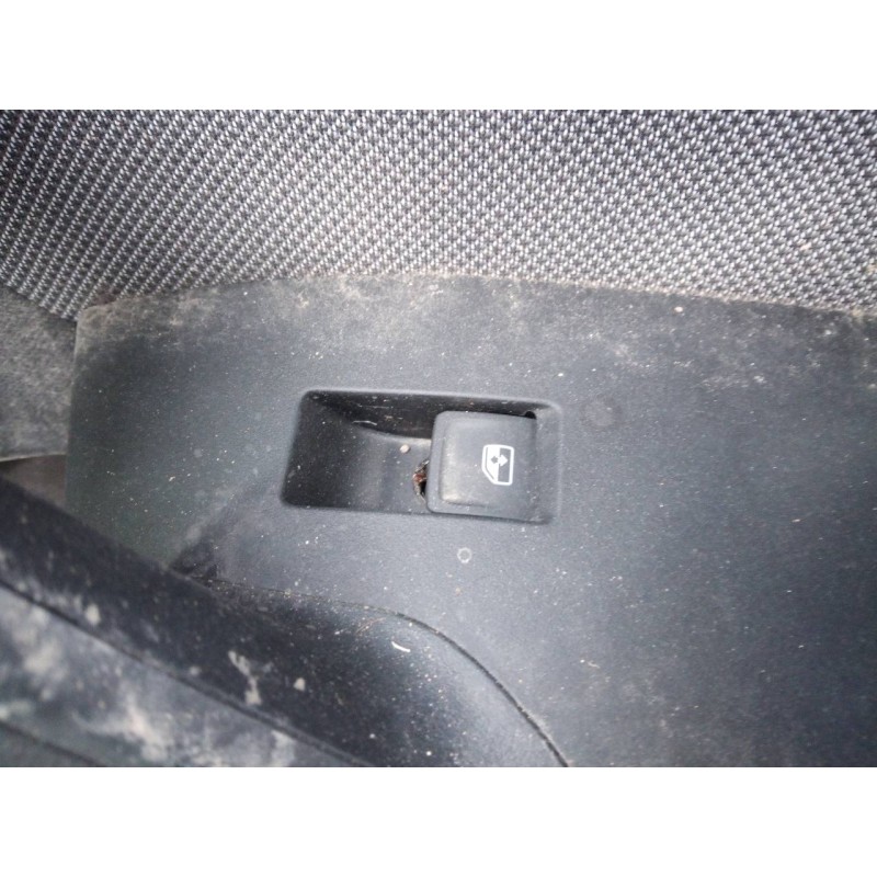 Recambio de mando elevalunas delantero derecho para seat leon (kl1) style referencia OEM IAM   