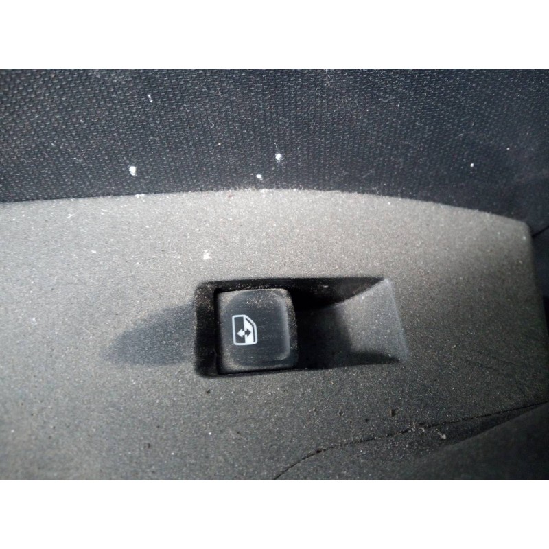 Recambio de mando elevalunas trasero izquierdo para seat leon (kl1) style referencia OEM IAM   