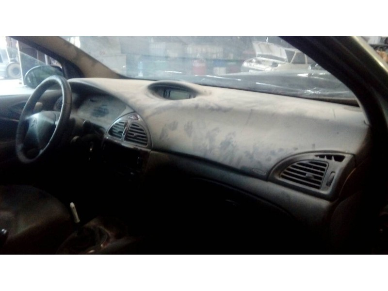 citroen c5 berlina del año 2002