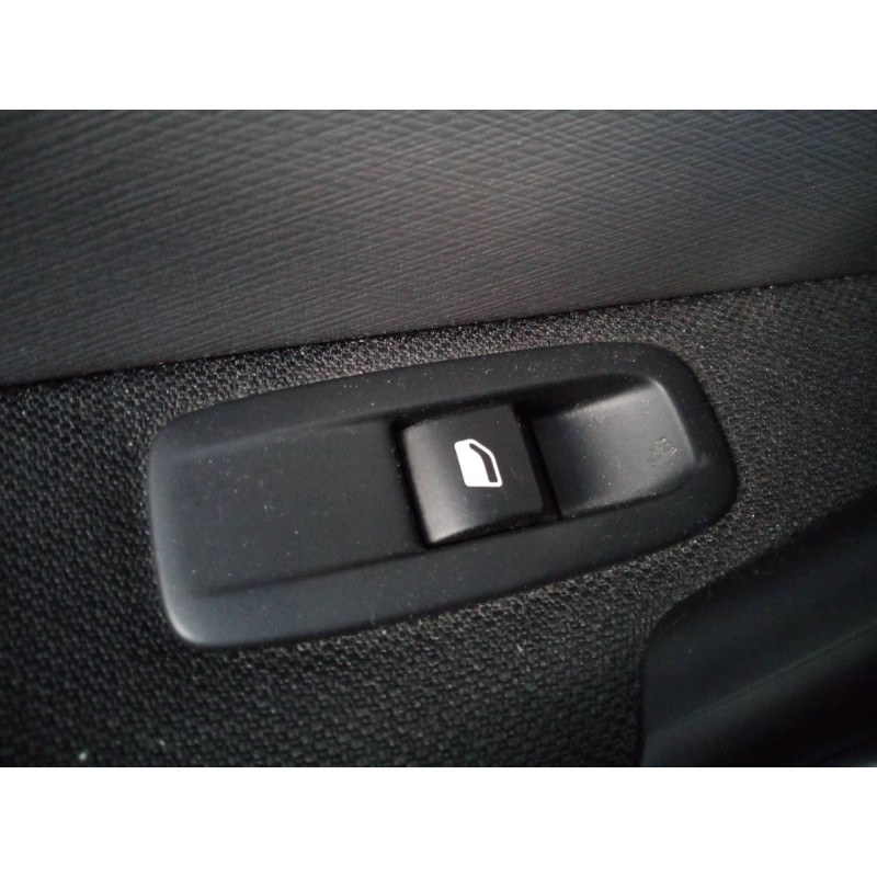 Recambio de mando elevalunas trasero izquierdo para citroen c4 picasso feel referencia OEM IAM   