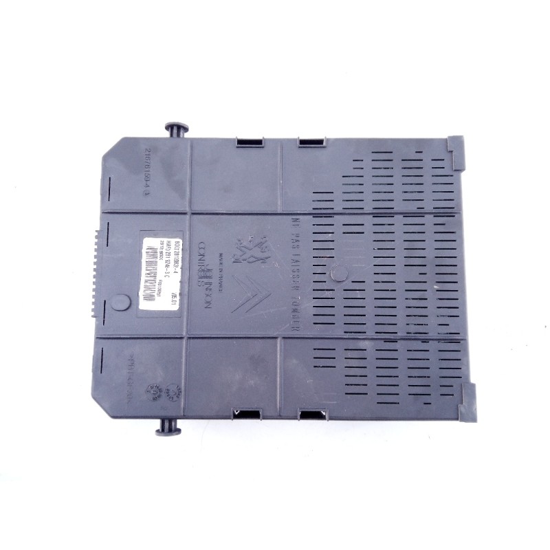 Recambio de caja reles / fusibles para citroen c4 grand picasso avatar referencia OEM IAM 966405908001  