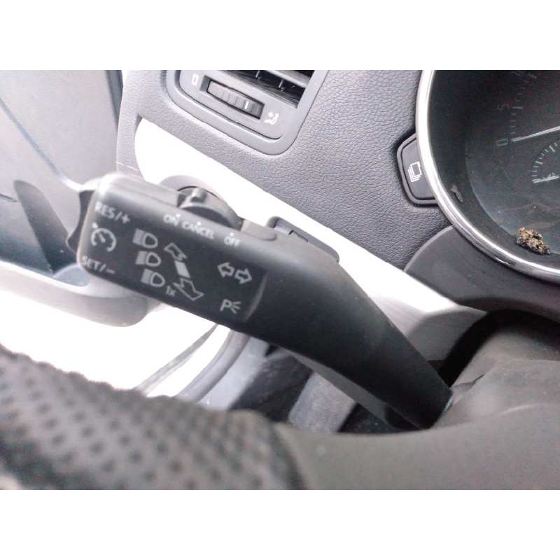 Recambio de mando intermitentes para skoda yeti active referencia OEM IAM 1K0953513GFKZ  