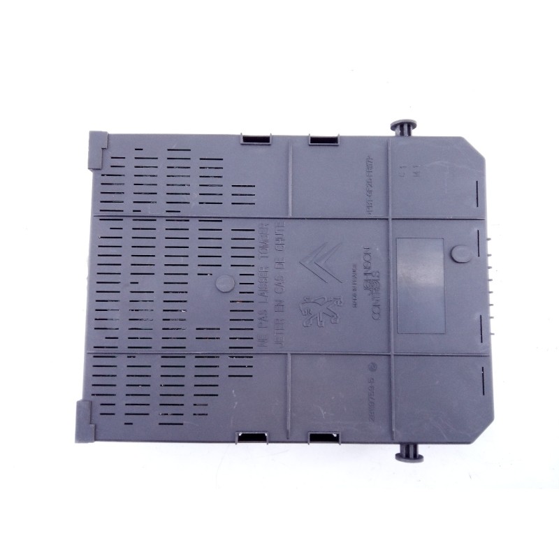 Recambio de caja reles / fusibles para citroen c4 picasso exclusive referencia OEM IAM 966405908002  