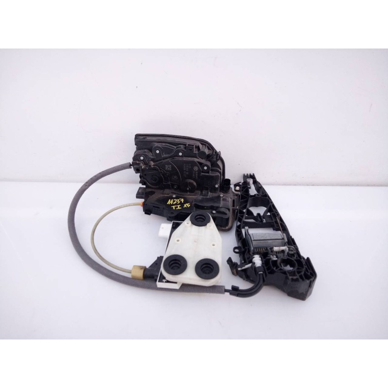 Recambio de cerradura puerta trasera izquierda para bmw x5 (f15) xdrive40d referencia OEM IAM 728195308 18283810CZ 