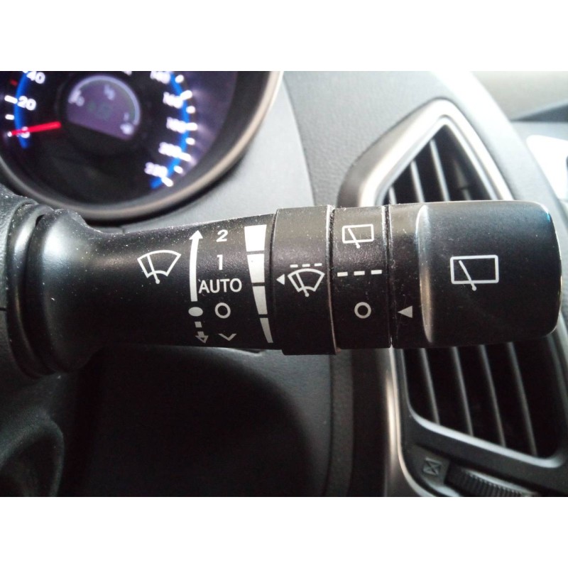 Recambio de mando limpia para hyundai ix35 style 2wd referencia OEM IAM   