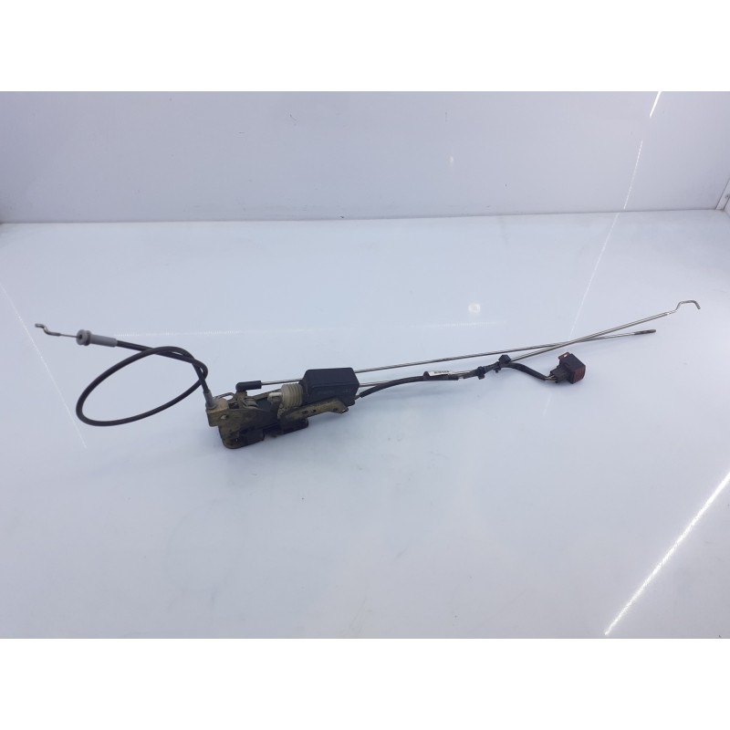 Recambio de cerradura puerta delantera izquierda para renault magnum ab 2005 12.8 diesel referencia OEM IAM 7482280152  