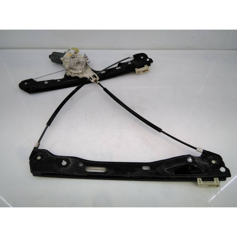 Recambio de elevalunas delantero derecho para bmw serie 1 berlina (e81/e87) 118d referencia OEM IAM 51337138466 7067796S 