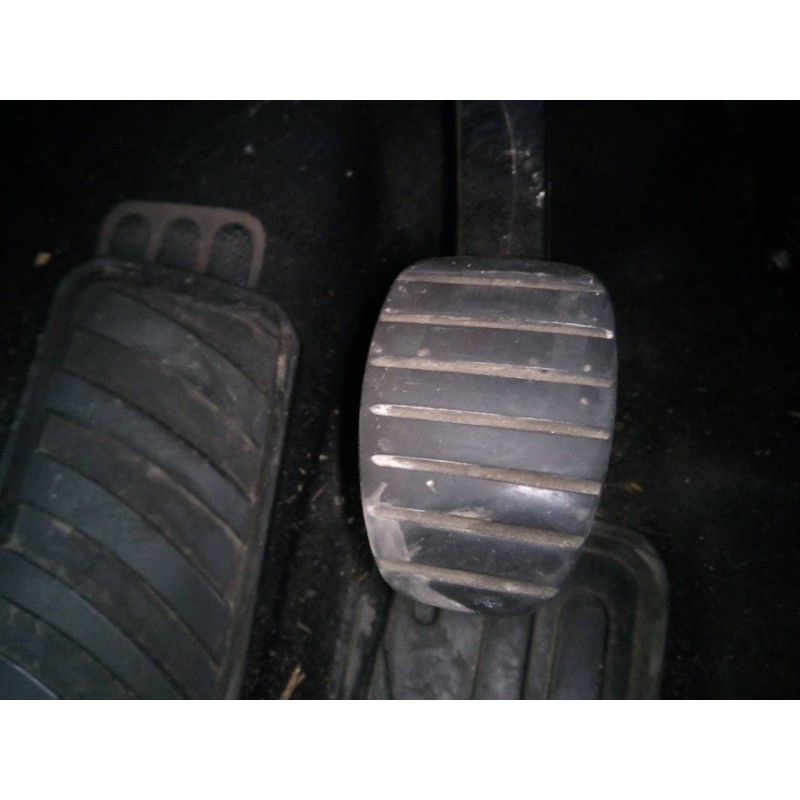 Recambio de pedal embrague para renault scenic iii dynamique referencia OEM IAM   