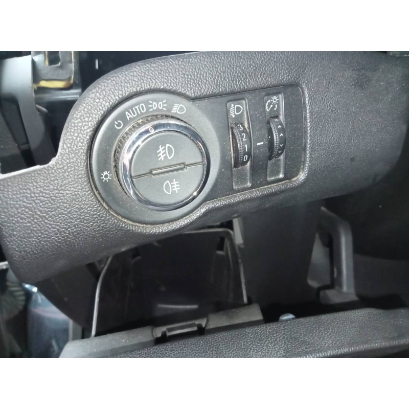 Recambio de mando luces para opel insignia berlina cosmo referencia OEM IAM   