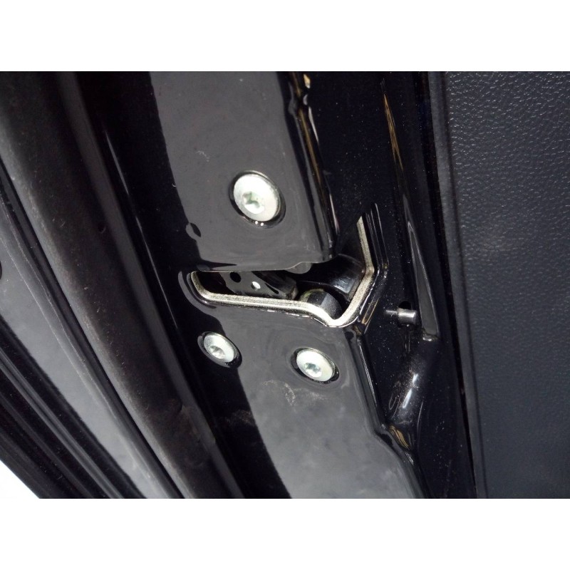 Recambio de cerradura puerta trasera izquierda para hyundai ix35 classic 2wd referencia OEM IAM   