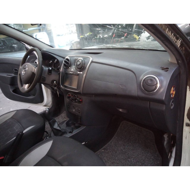 Recambio de salpicadero para dacia sandero stepway referencia OEM IAM   