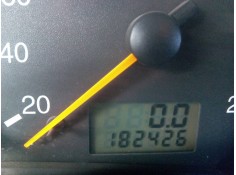 ford focus berlina (cak) del año 2001 2