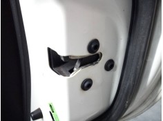 Recambio de cerradura puerta trasera derecha para ssangyong korando crystal 4x2 referencia OEM IAM   