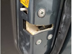 Recambio de cerradura puerta trasera derecha para suzuki alto amf 310 ga referencia OEM IAM   