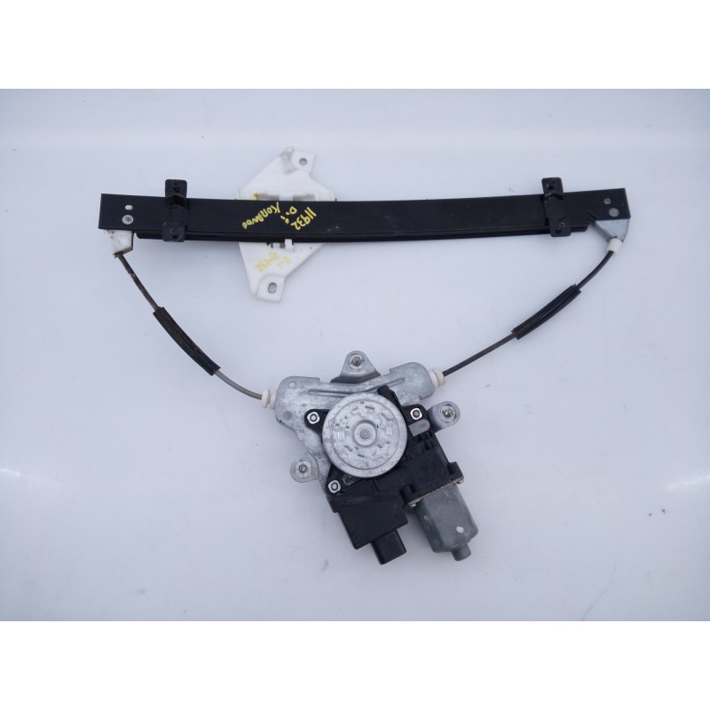 Recambio de elevalunas delantero izquierdo para ssangyong korando crystal 4x2 referencia OEM IAM 98811CZ010 LH001100117990 