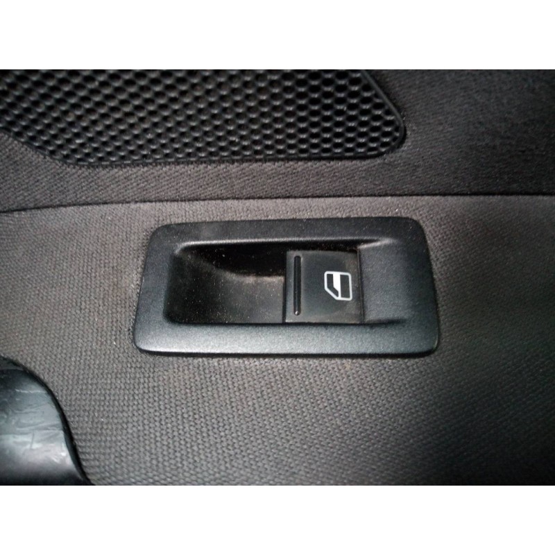 Recambio de mando elevalunas trasero derecho para volkswagen touran (1t1) advance referencia OEM IAM   