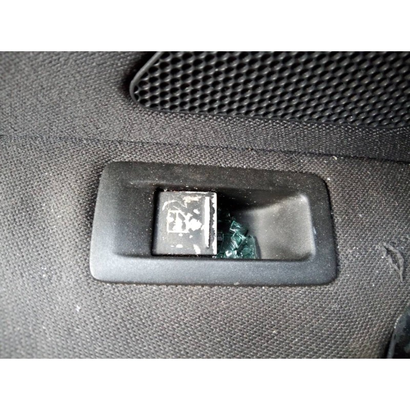 Recambio de mando elevalunas trasero izquierdo para volkswagen touran (1t1) advance referencia OEM IAM   