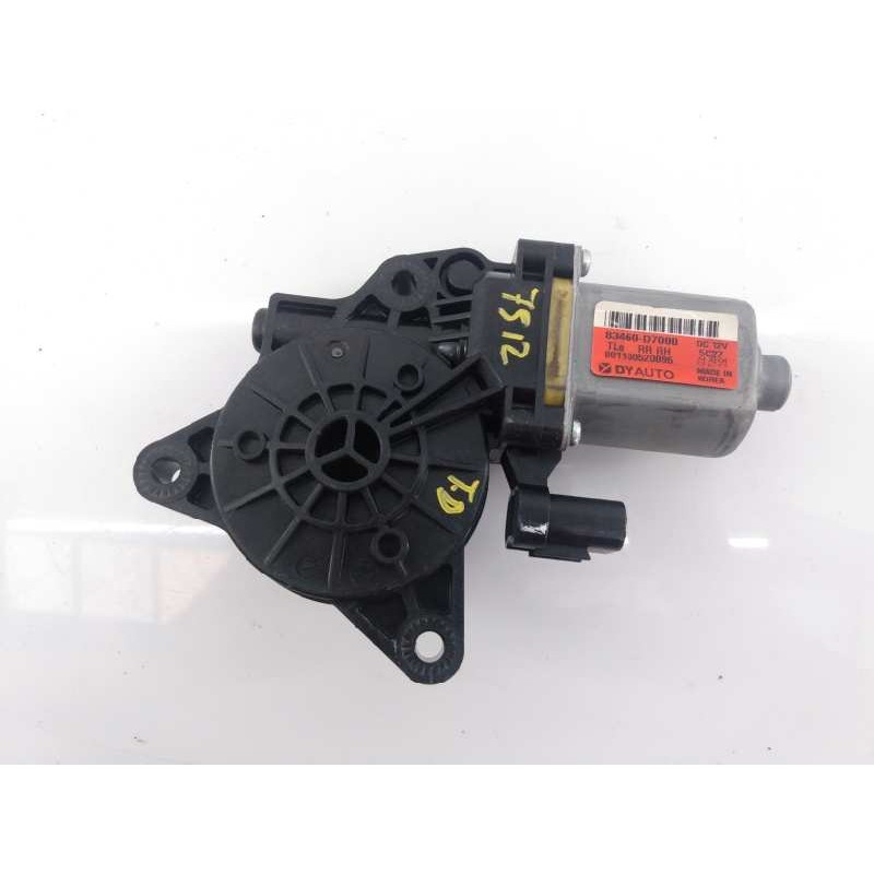 Recambio de motor elevalunas trasero derecho para hyundai tucson essence bluedrive 2wd referencia OEM IAM 83460D7000 00110052009