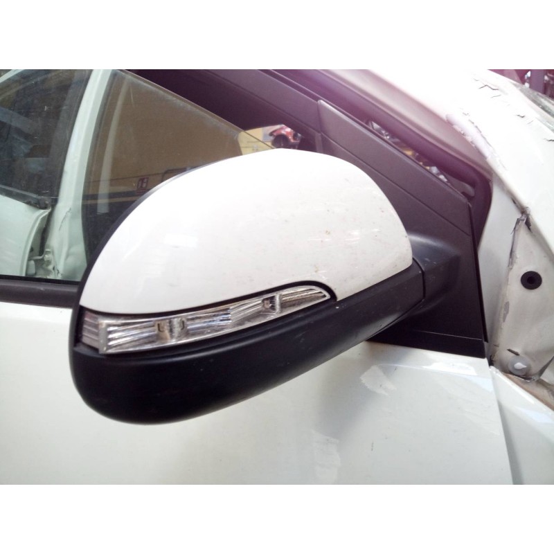 Recambio de retrovisor derecho electrico para ssangyong korando crystal 4x2 referencia OEM IAM   