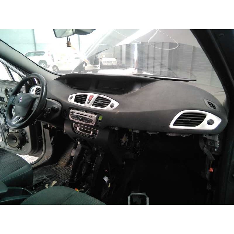 Recambio de salpicadero para renault scenic iii grand dynamique referencia OEM IAM   