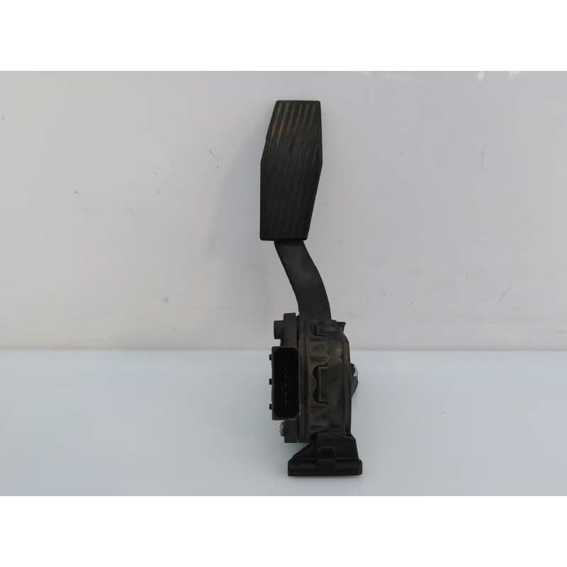 Recambio de pedal acelerador para opel insignia berlina cosmo referencia OEM IAM 13237252  