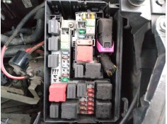 Recambio de caja reles / fusibles para opel corsa d cosmo referencia OEM IAM   