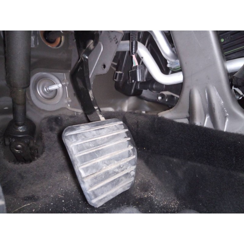 Recambio de pedal freno para renault megane iii berlina 5 p limited referencia OEM IAM   