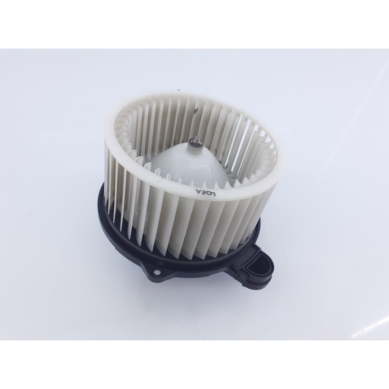 Recambio de ventilador calefaccion para hyundai i30 (gd) tecno bluedrive referencia OEM IAM F00S383474  