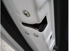 Recambio de cerradura puerta trasera izquierda para kia cee´d drive referencia OEM IAM   