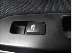 Recambio de mando elevalunas trasero derecho para kia cee´d drive referencia OEM IAM   