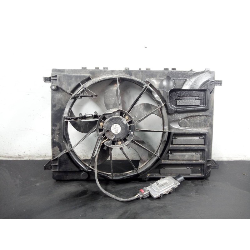 Recambio de electroventilador para volvo v40 momentum referencia OEM IAM 0130308440  