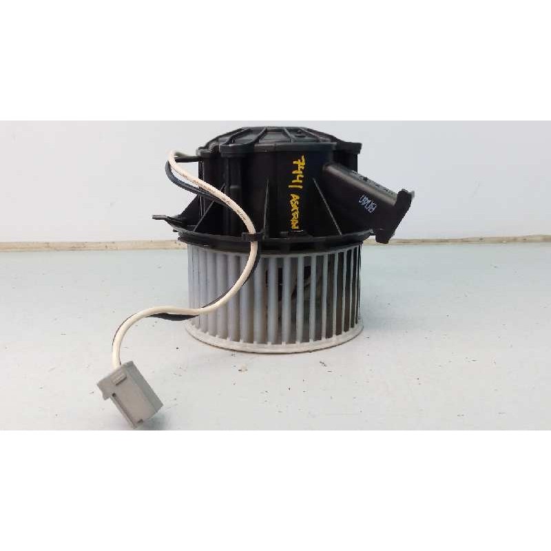 Recambio de ventilador calefaccion para opel astra j lim. excellence referencia OEM IAM U7253002 25020140 