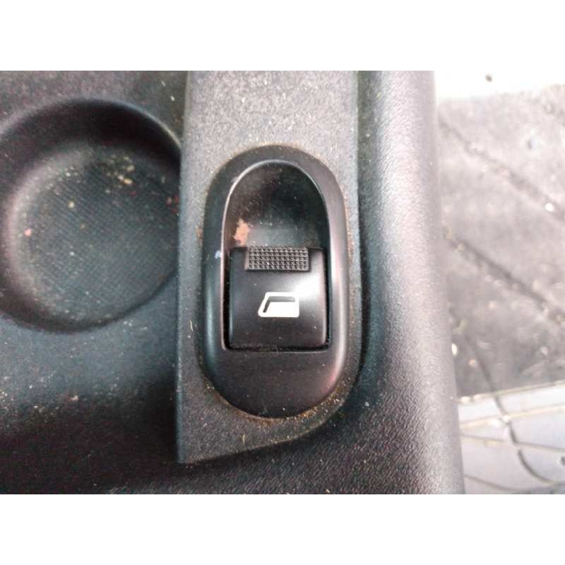 Recambio de mando elevalunas delantero derecho para citroen c3 pluriel 1.4 hdi referencia OEM IAM 6554L7  