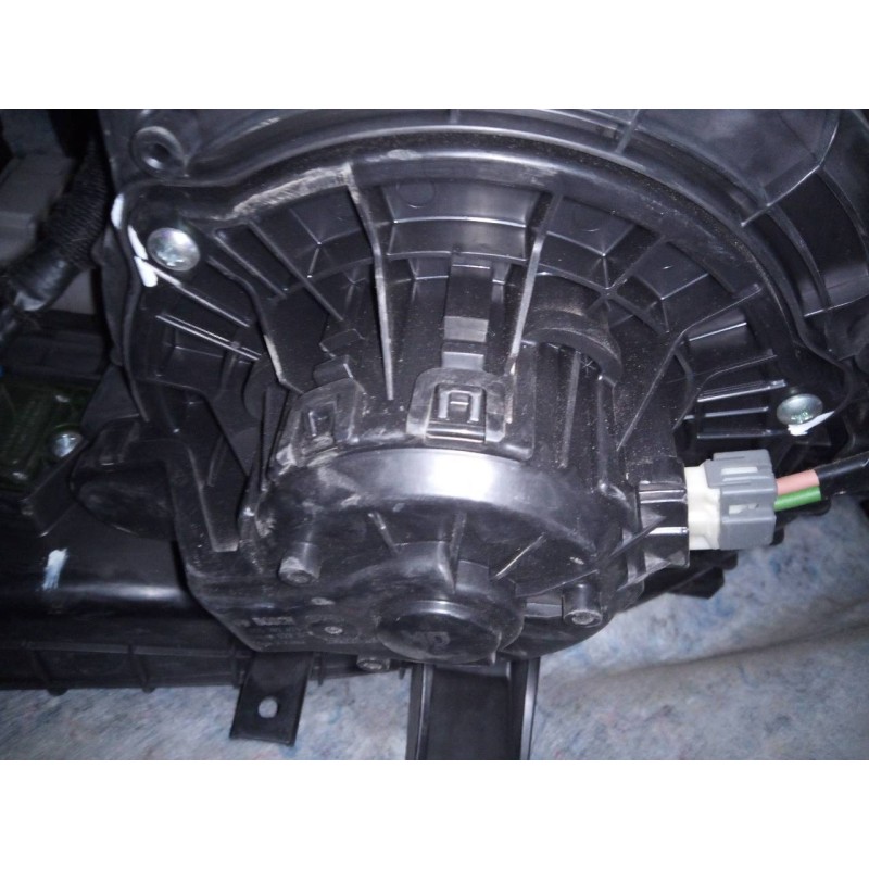 Recambio de ventilador calefaccion para kia cee´d drive referencia OEM IAM F00S3B2474  