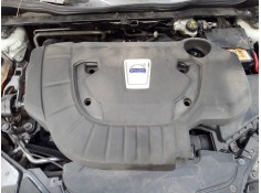 Recambio de tapa motor para volvo v40 momentum referencia OEM IAM   